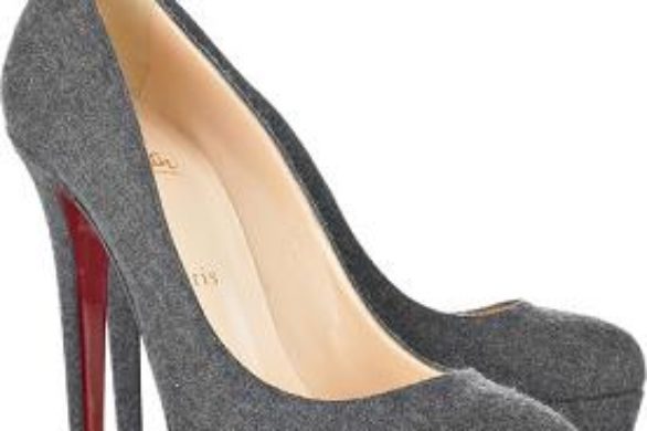 Flanelowe pantofle od Christiana Louboutina