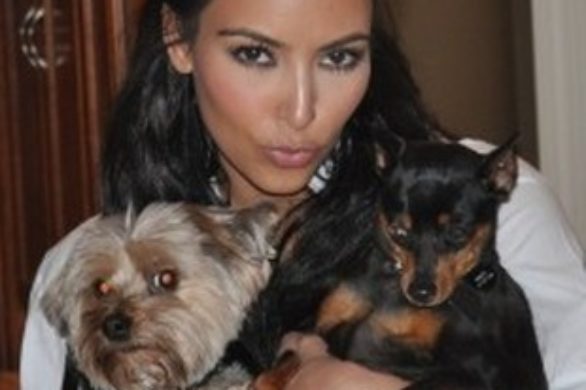 Kim Kardashian na okładce Harper’s Bazaar Arabia (FOTO)