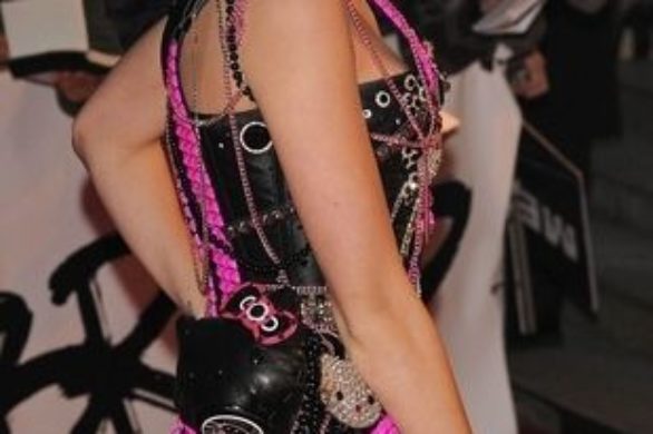 Katy Perry w gorsecie Hello Kitty