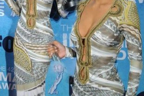 Halle Berry w oryginalnej sukience