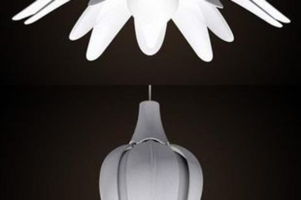 Inteligentna lampa w kształcie kwiatu