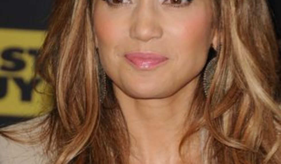 Jennifer Lopez nie gardzi sieciówkami (FOTO) Jennifer Lopez nie gardzi sieciówkami (FOTO)