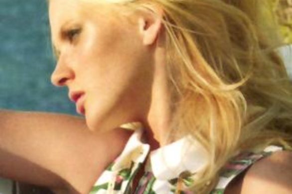 Anne Vyalitsyna w reklamie Louis Vuitton
