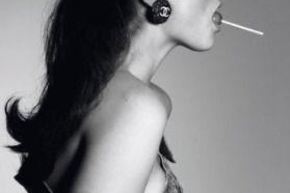 Crystal Renn zabójczo seksowna w magazynie Tush