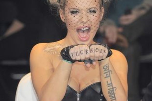 Stylizacja Dody z show Tylko nas dwoje