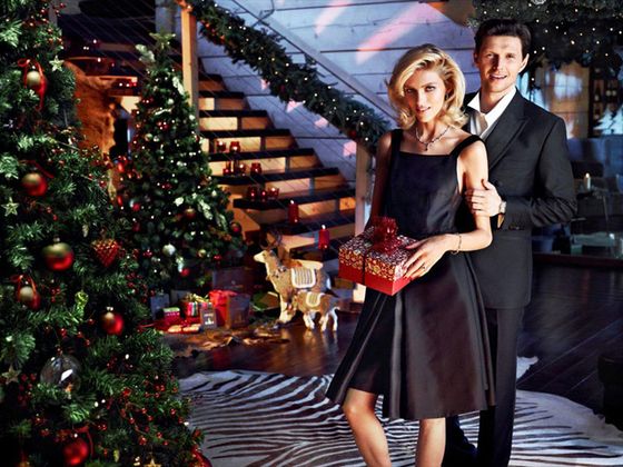 Anja Rubik w świątecznej kampanii Apart Anja Rubik w świątecznej kampanii Apart