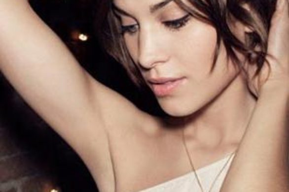 Alexa Chung twarzą marki Vero Moda