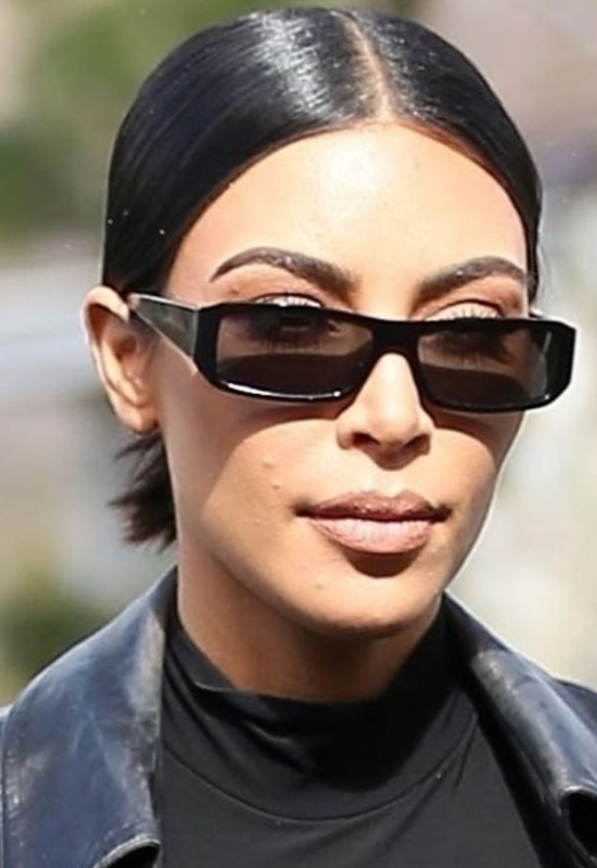 Łuszczyca zaatakowała twarz Kim Kardashian. Celebrytka jest zrozpaczona Łuszczyca zaatakowała twarz Kim Kardashian. Celebrytka jest zrozpaczona