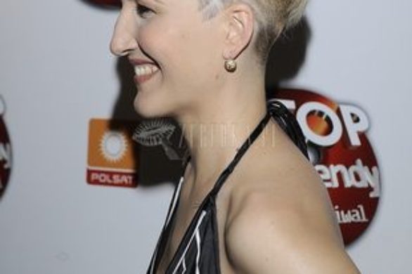 Fantazyjna fryzura Magdy Steczkowskiej (FOTO)