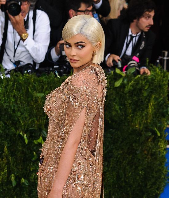 Kylie Jenner może wszystko? Złamała najważniejsza zasadę Gali MET 2017! Kylie Jenner może wszystko? Złamała najważniejsza zasadę Gali MET 2017!