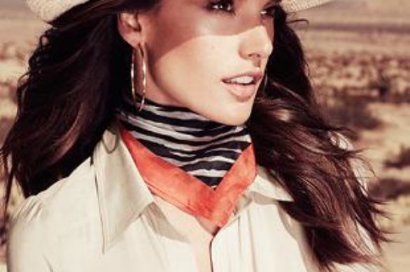 Alessandra Ambrosio w kampanii Monsoon