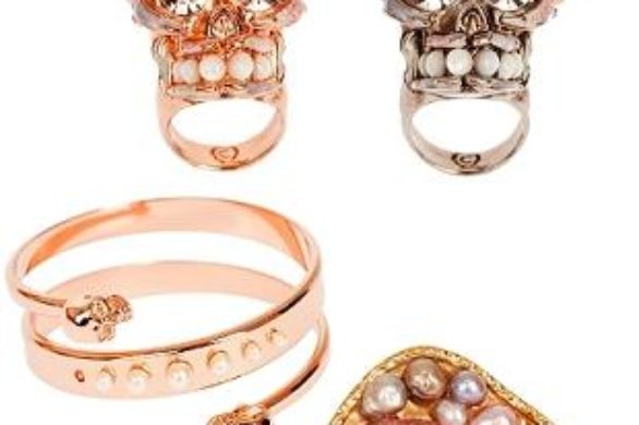 Alexander McQueen – dodatki i biżuteria na wiosnę