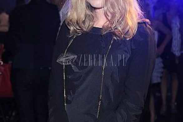 Anna Maria Jopek w czerni