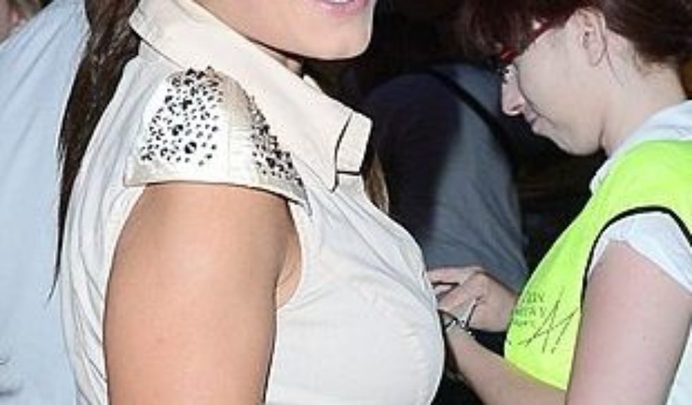 Anna Mucha w louboutinach (FOTO)