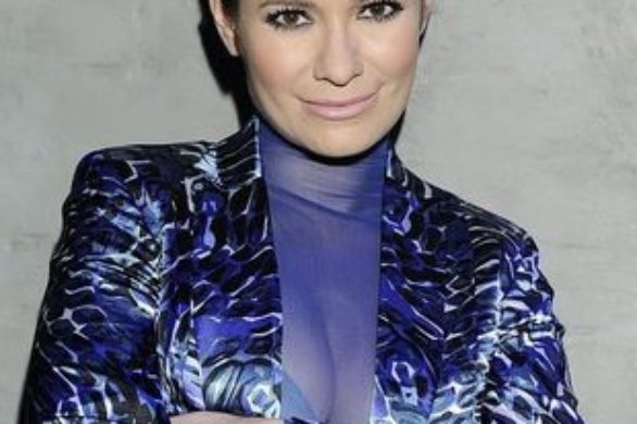 Anna Oberc w błyszczącym garniturze (FOTO)