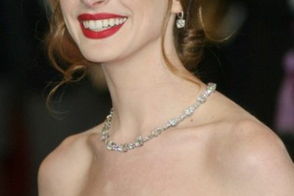 Anne Hathaway w amerykańskim Glamour