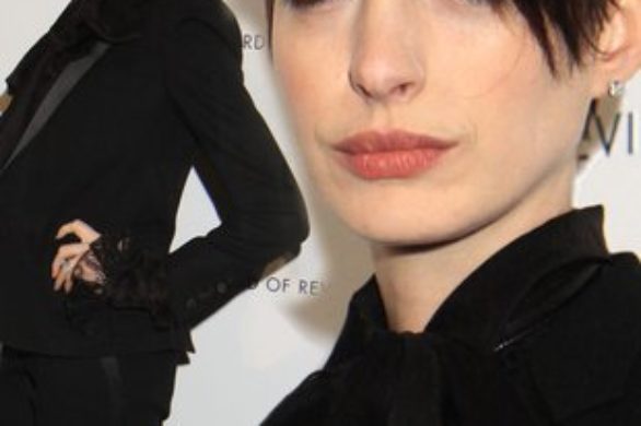 Anne Hathaway w męskim stylu (FOTO)