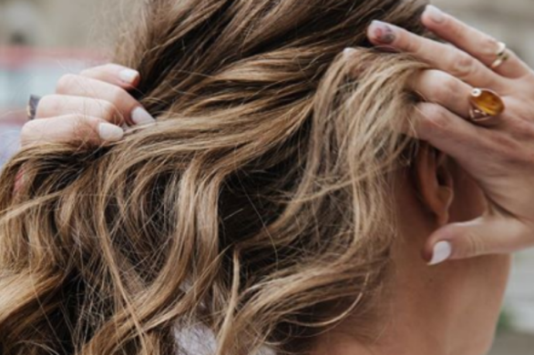 HIT! Bąbelkowe warkocze! Ta urocza fryzura zalewa Instagram