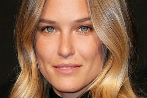 Bar Refaeli pokazała zdjęcie bez makijażu. Fani dziękują modelce za uczciwość