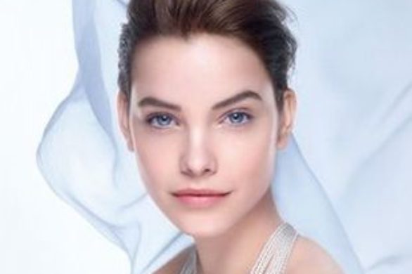 Barbara Palvin dla Chanel Beauty