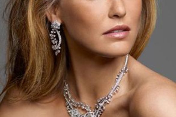 Bar Refaeli w katalogu Piaget