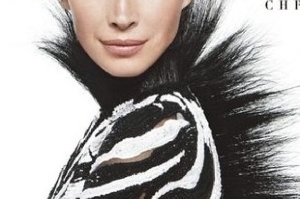Christy Turlington w roli zebry na okładce Harper’s Bazaar