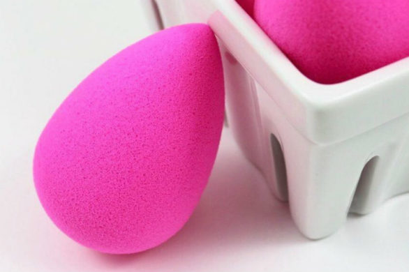 Koniec z bakteriami na Beauty Blenderze! Ten gadżet ochroni Twoje gąbeczki