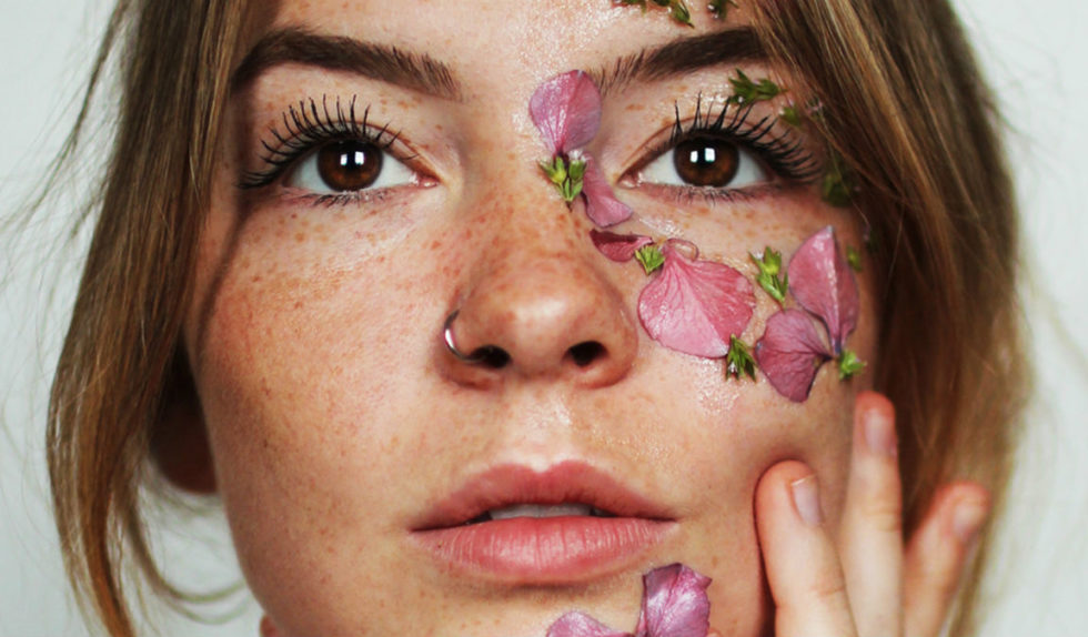 Ranking najpopularniejszych beauty trendów 2018 roku. Żył nimi cały świat Ranking najpopularniejszych beauty trendów 2018 roku. Żył nimi cały świat