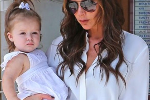 Victoria Beckham w ubraniach ze swojej kolekcji