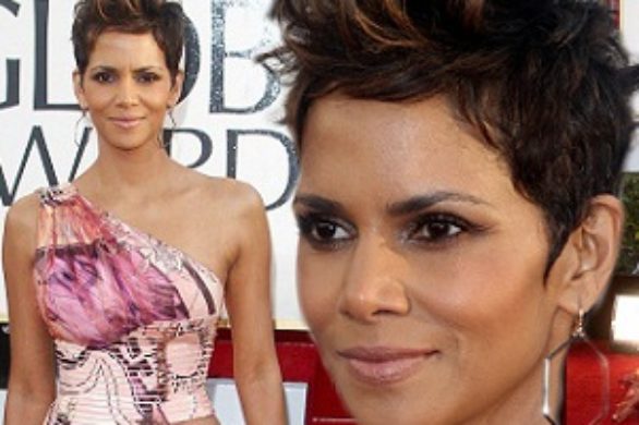 Halle Berry w zwiewnej sukni Versace