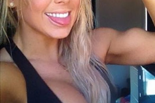 Nigdy nie zgadniecie jak wygląda ciało tej słodkiej blondynki!