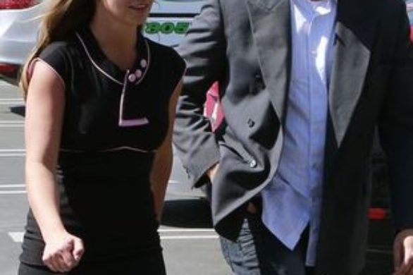 Britney Spears w obcisłej sukience (FOTO)