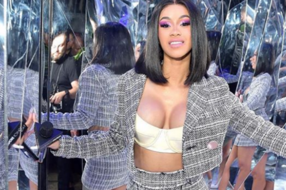 Cardi B robi na przekór i pokazuje jak rozumie modę na pastele