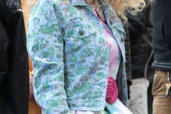 Carrie Bradshaw znowu zachwyca (FOTO)