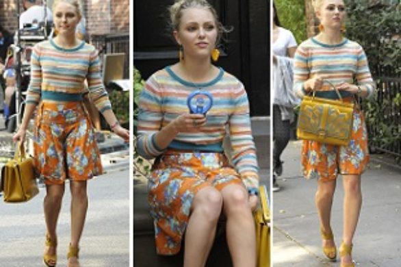 Kolejna stylizacja młodej Carrie Bradshaw (FOTO