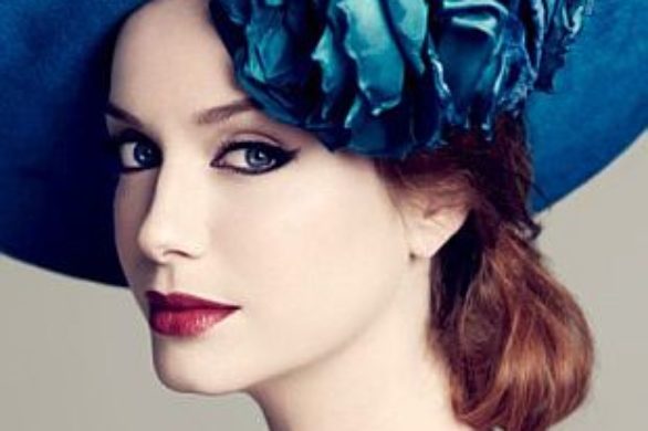 Piękna Christina Hendricks w LA Times