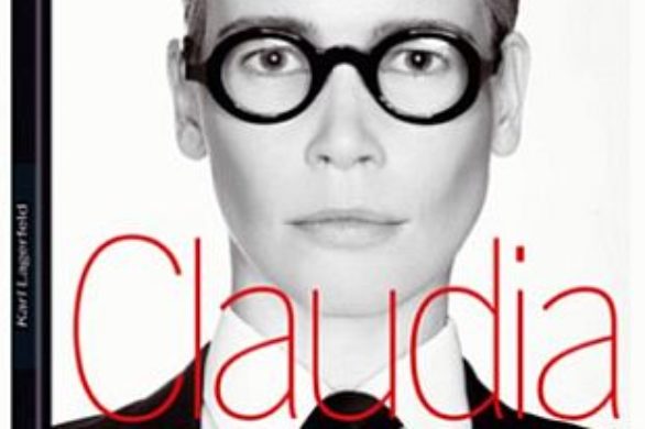 Karl Lagerfeld fotografuje Claudię Schiffer