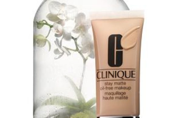 Nowy podkład Clinique Stay Matte