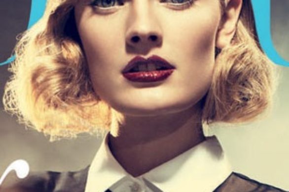 Constance Jablonski w Valentino na okładce Vogue Germany