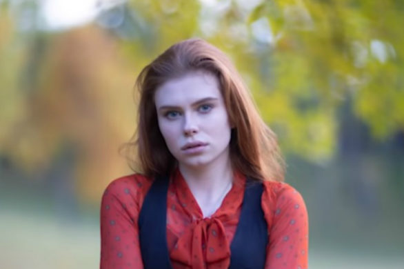 Ta dziewczyna skorzystała z usług „profesjonalnego” retuszu zdjęć za złotówkę