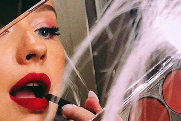 Tym razem Christina Aguilera przesadziła z wypełniaczami ust i poprawkami?