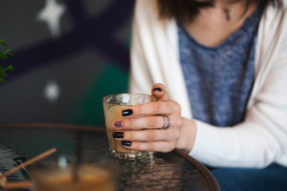 Dokładnie tyle dni powinnaś trzymać hybrydę, by płytka paznokcia była zdrowa