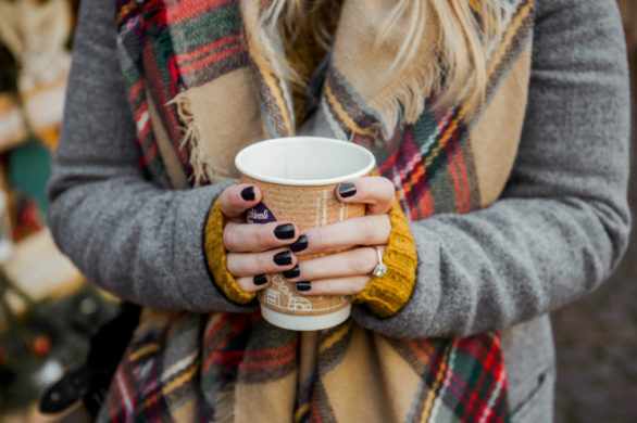 Czy tytanowe paznokcie faktycznie są lepsze od starej, dobrej hybrydy?