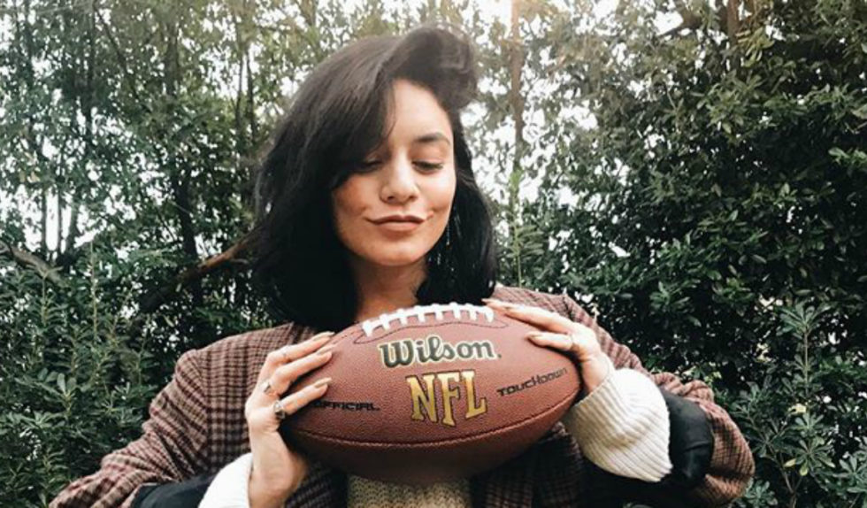 Vanessa Hudgens ma świetny sposób na pryszcze. I do tego bardzo skuteczny! Vanessa Hudgens ma świetny sposób na pryszcze. I do tego bardzo skuteczny!