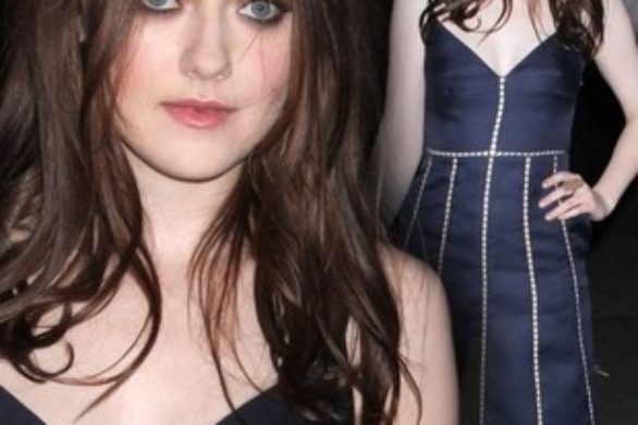 Dakota Fanning w Valentino (FOTO)