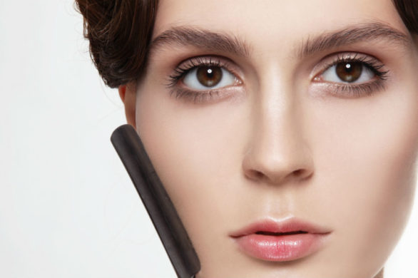 Czy na ogolonej twarzy, makijaż może wyglądać lepiej? Czym jest dermaplaning