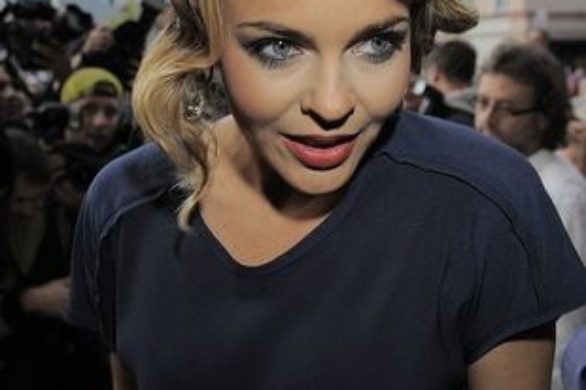 Skromny przód, odważny tył (FOTO)