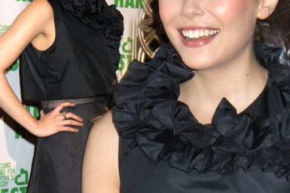 Elizabeth Olsen w kreacji Chloe (FOTO)