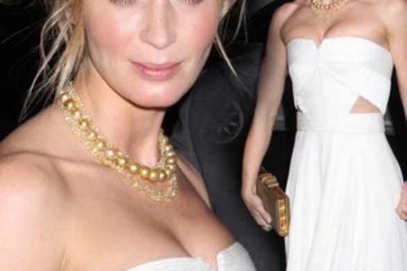 Emily Blunt w sukience Calvina Kleina (FOTO)