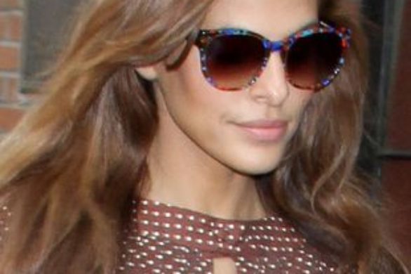 Eva Mendes w sukience retro (FOTO)